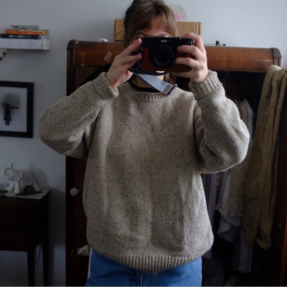 Aritzia Bronco wool Crew Neck Sweater - Picture 4 of 4